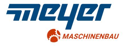 Blauer Schriftzug meyer über einem roten kreisförmigen Symbol mit Zahnradelementen und dem Wort MASCHINENBAU.