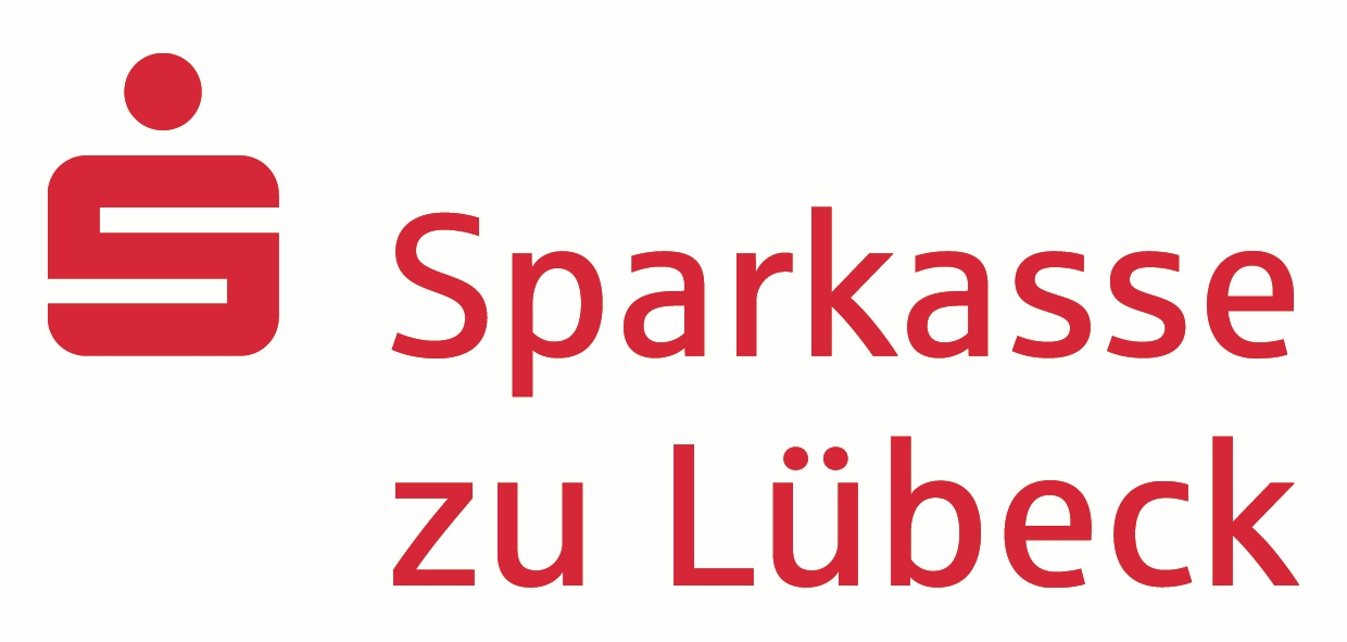 Rotes Logo mit einem stilisierten S und einem Punkt darüber sowie dem Schriftzug Sparkasse zu Lübeck auf weißem Hintergrund.